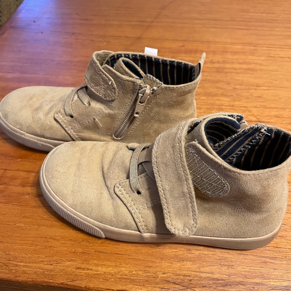 Kid’s boots for boys